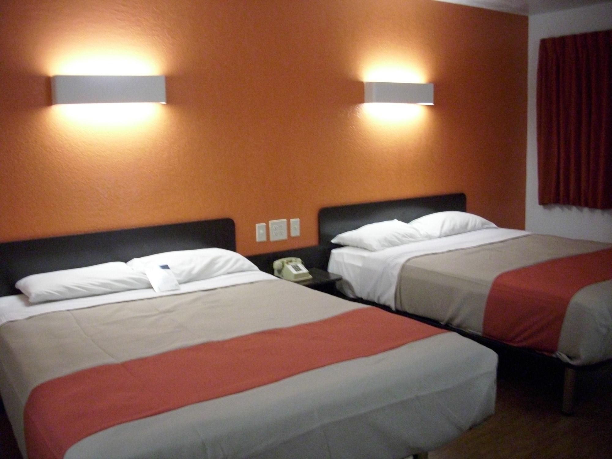 Hotel 6-willows, Ca 3*