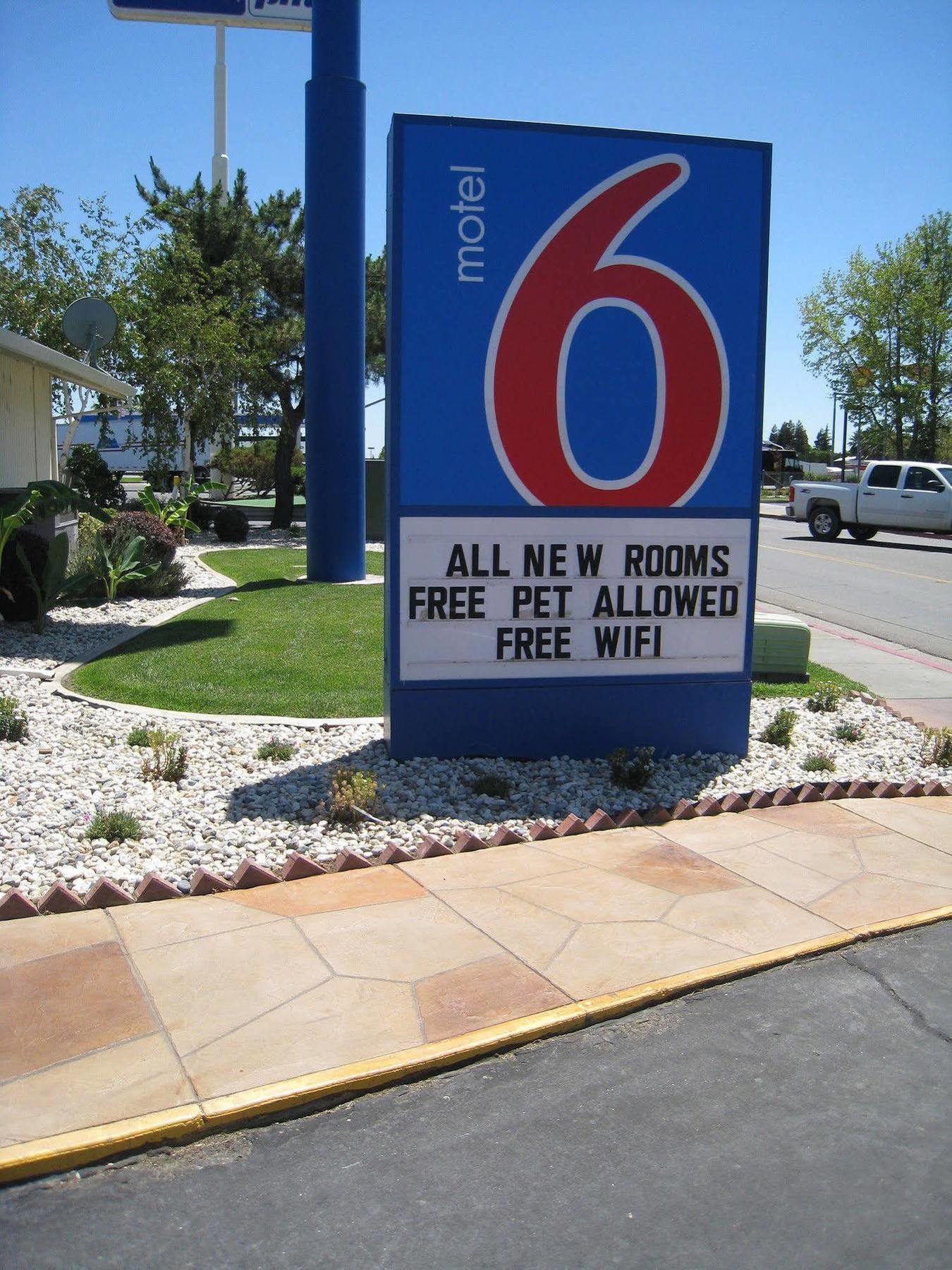 Hotel 6-willows, Ca