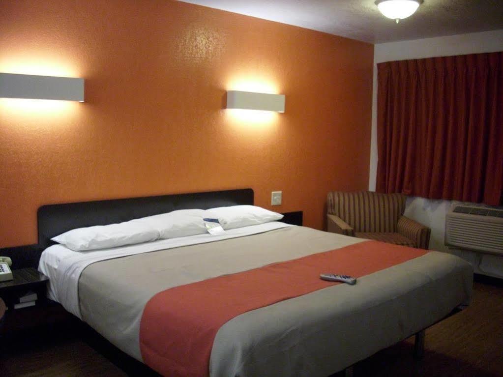 6-willows, Ca 3*